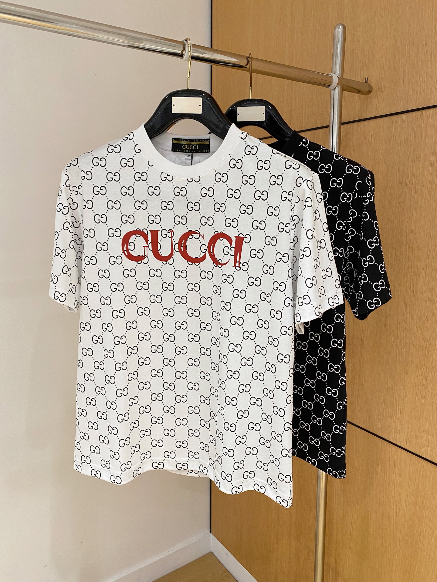 short sleeves